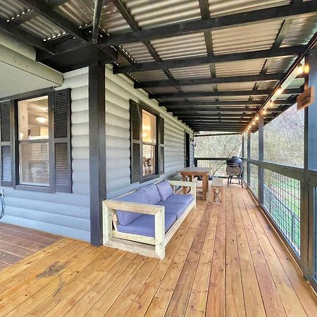 Remodelled Cabin! Great Location! Сев'єрвілл Екстер'єр фото
