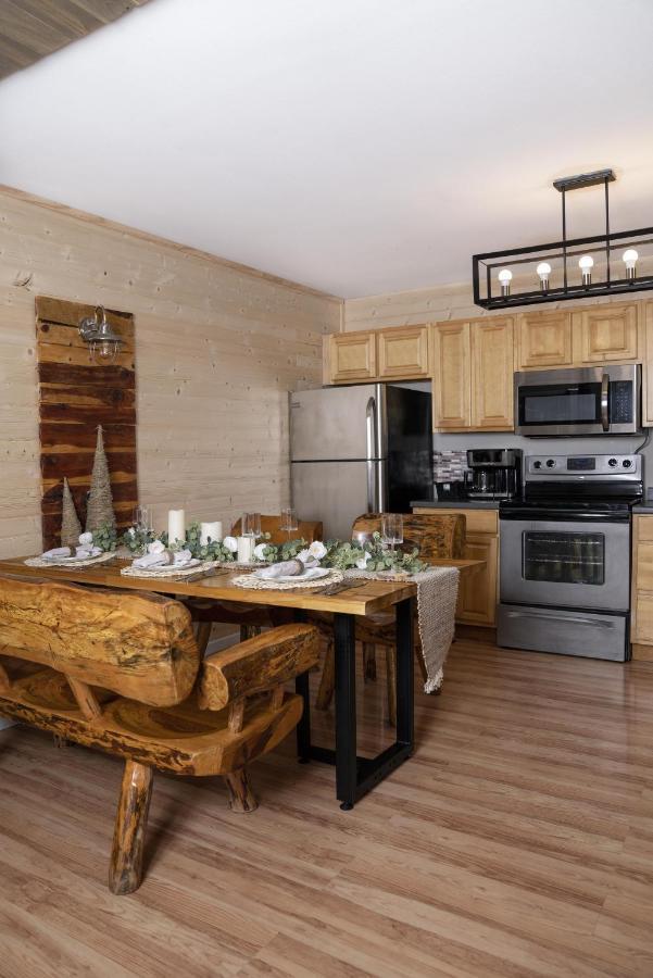 Remodelled Cabin! Great Location! Сев'єрвілл Екстер'єр фото